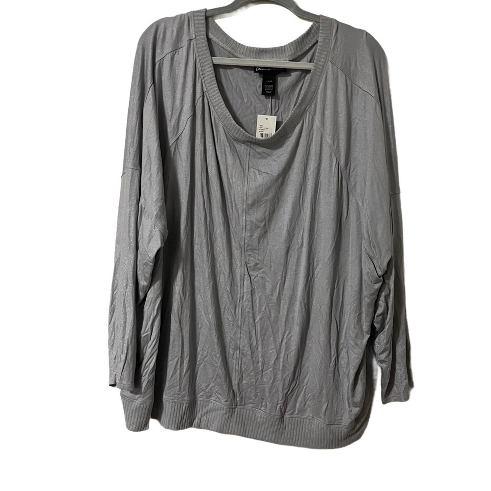 NWT Lane Bryant Silver Crew Neck Sweater Lightweight Layers Plus Size 26 Casual